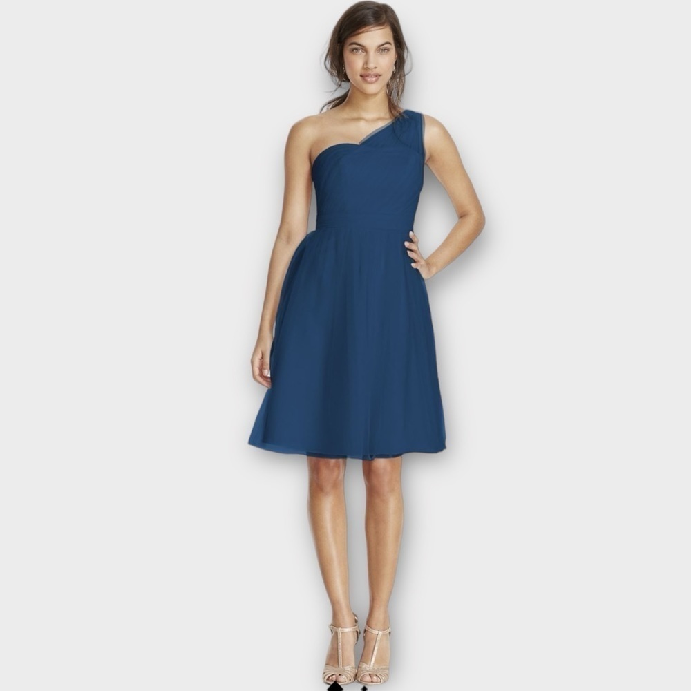 David’s Bridal Short One Shoulder Tulle Bridesmaid Dress in Marine Size 4